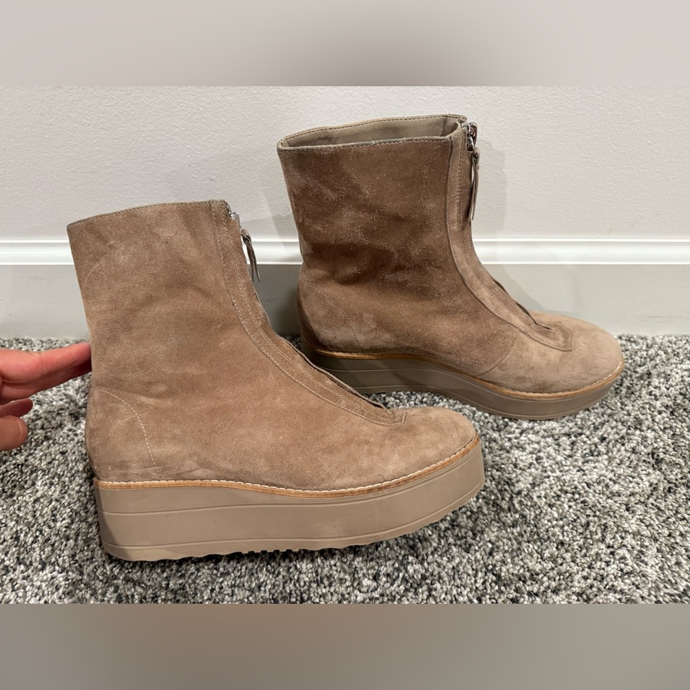 Silent D Nilly platform suede boots in taupe, size 6.5 - Picture 3 of 15